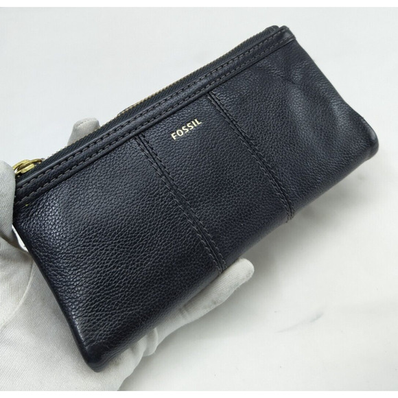 Fossil Black Pebbled Leather Zipper Closure Credit Card ID Window Bifold Wallet - Picture 3 of 15